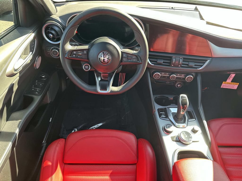 New 2026 Alfa Romeo Giulia AWD image 23