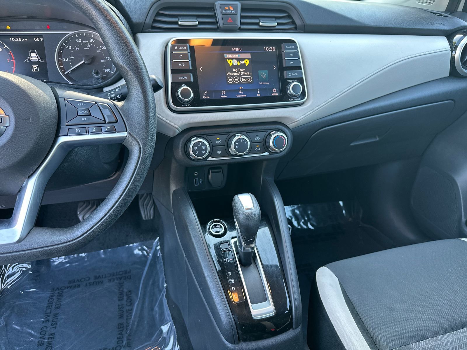 Used 2021 Nissan Versa SV image 28