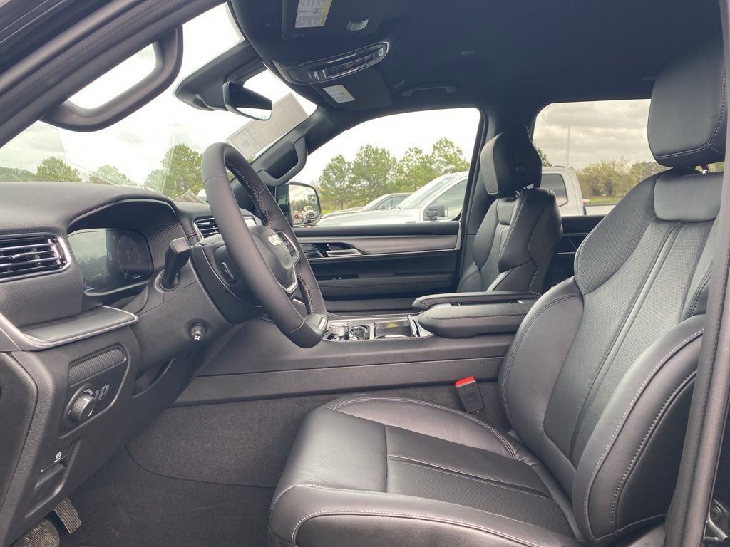 New 2026 Jeep Grand Wagoneer L Limited image 11