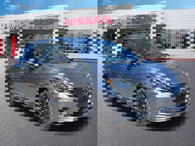 New 2025 Nissan Leaf SV Plus