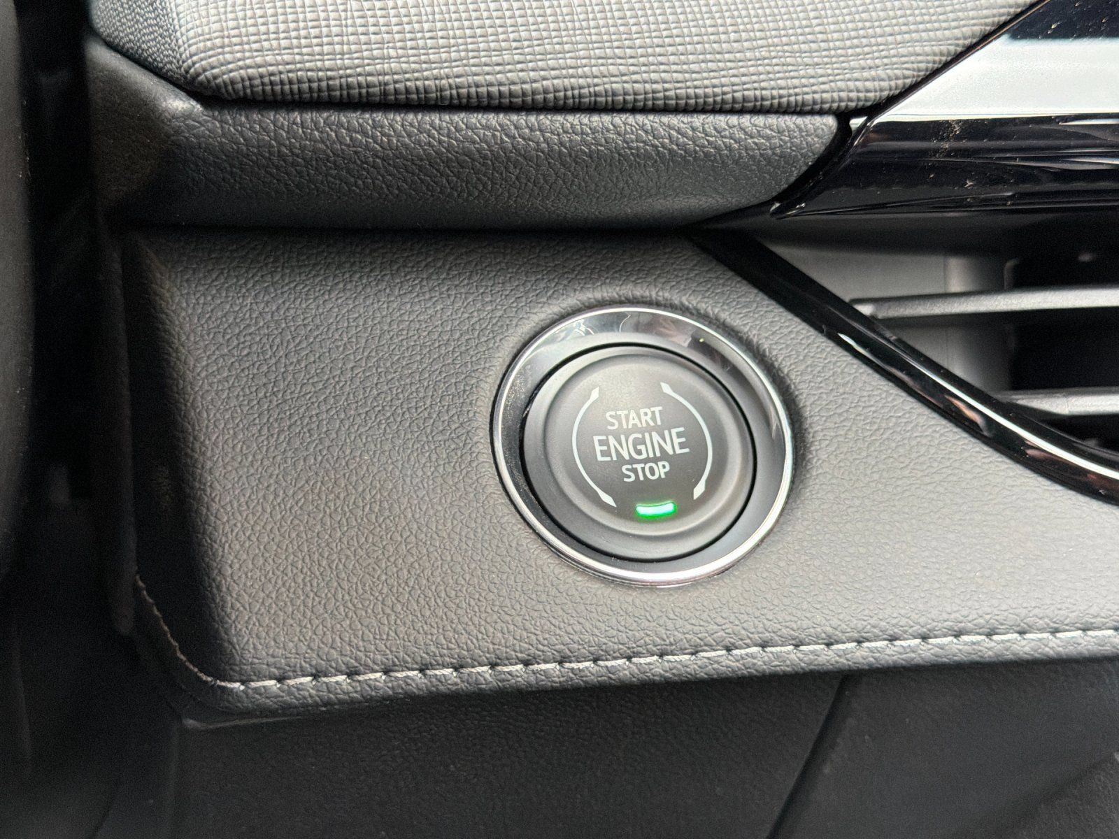 New 2026 Buick Enclave Sport Touring w/ Power Package FWD image 23