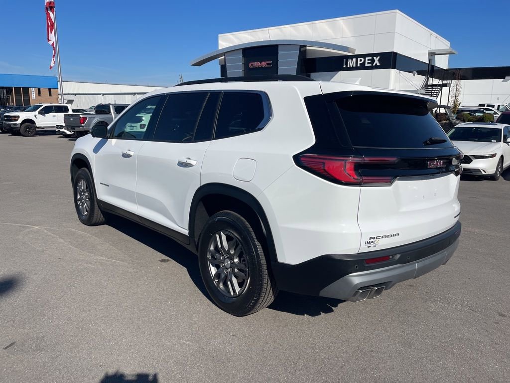 Used 2025 GMC Acadia Elevation FWD image 3