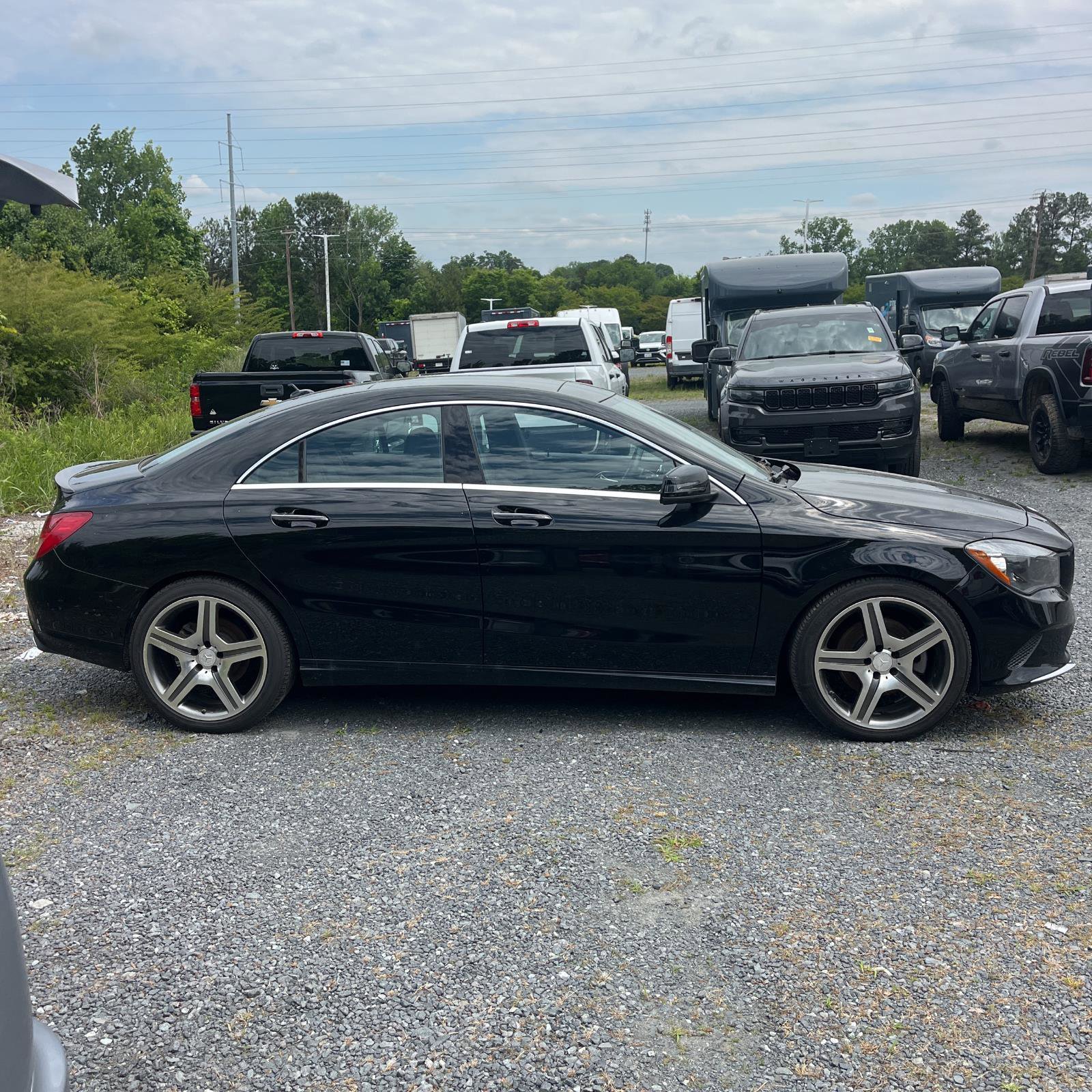 Used 2019 Mercedes-Benz CLA 250 4MATIC image 3