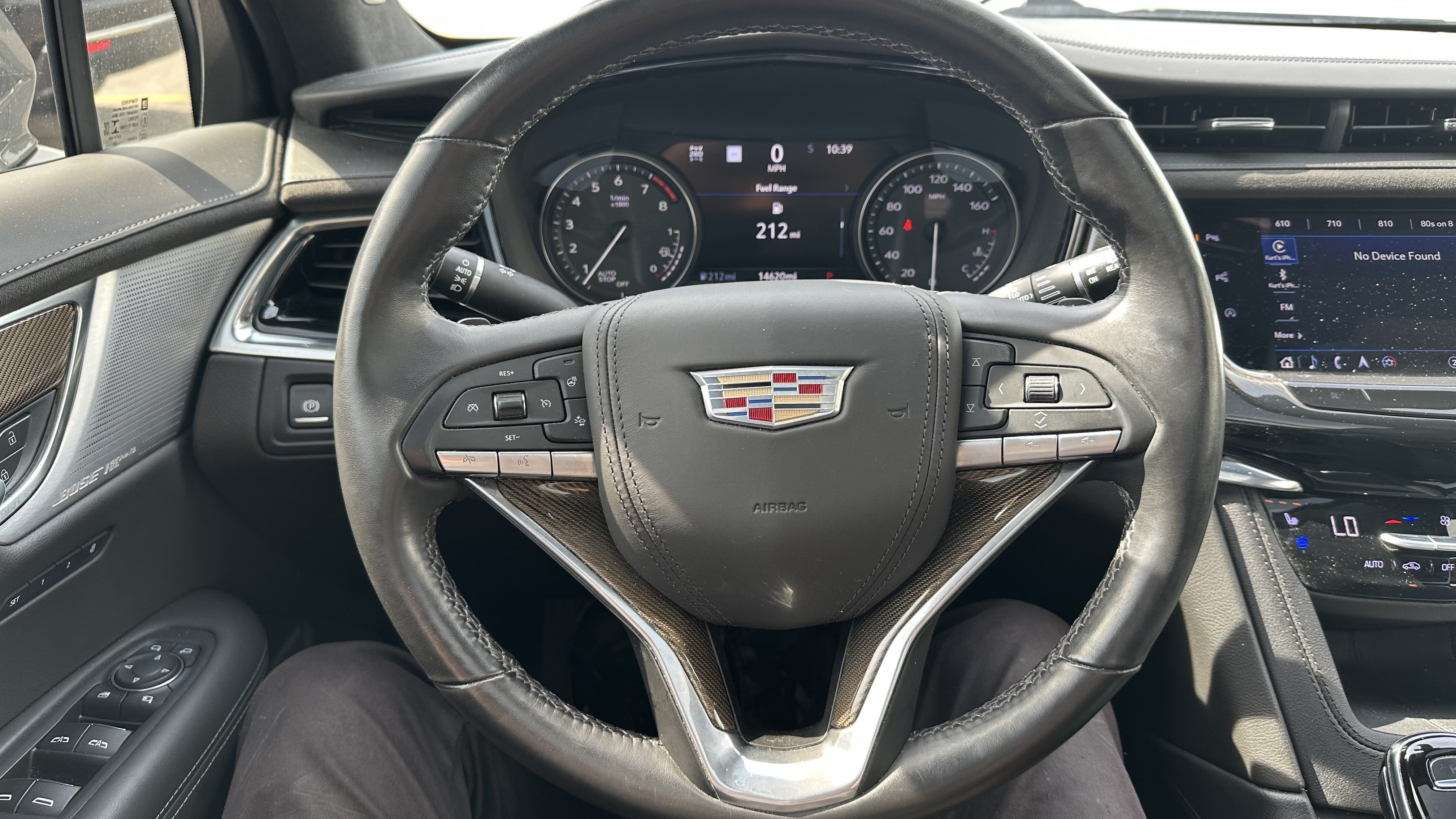 Used 2022 Cadillac XT6 Premium Luxury w/ Platinum Package AWD/4WD image 19