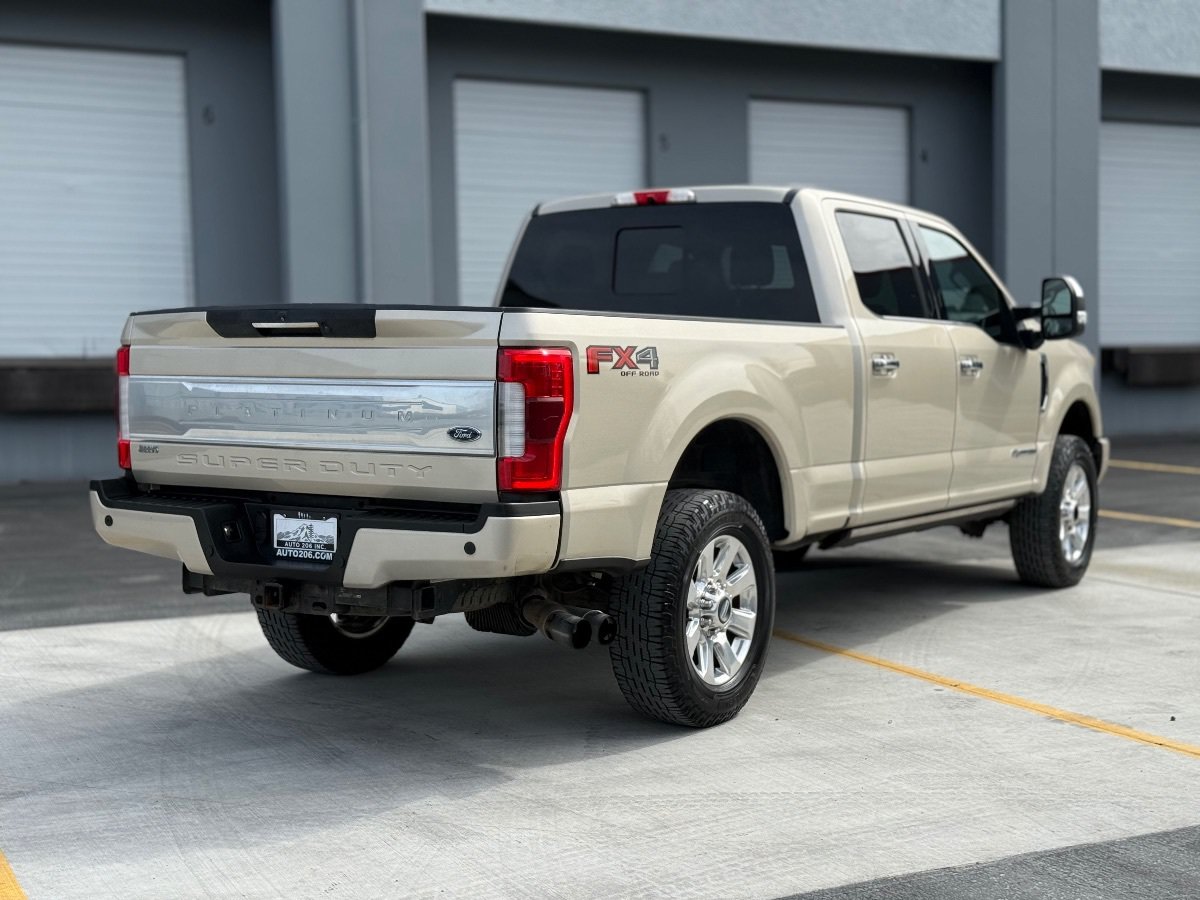 Used 2018 Ford F250 Platinum w/ Platinum Ultimate Package AWD/4WD image 4