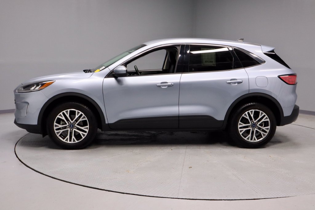 Certified 2022 Ford Escape SEL w/ Class II Trailer Tow Package AWD/4WD image 8
