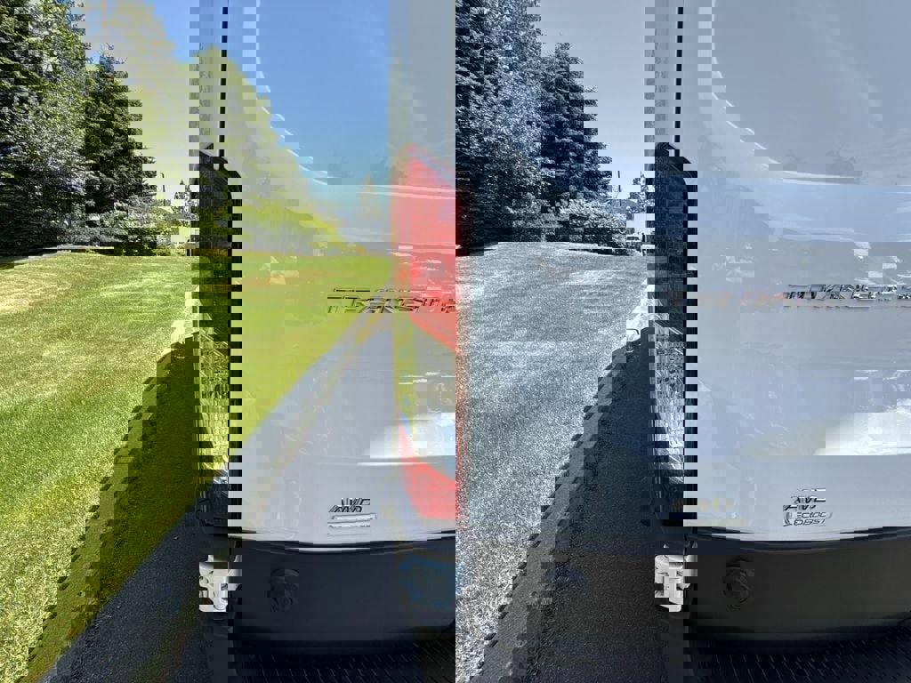 New 2025 Ford Transit 350 148 Medium Roof AWD image 8