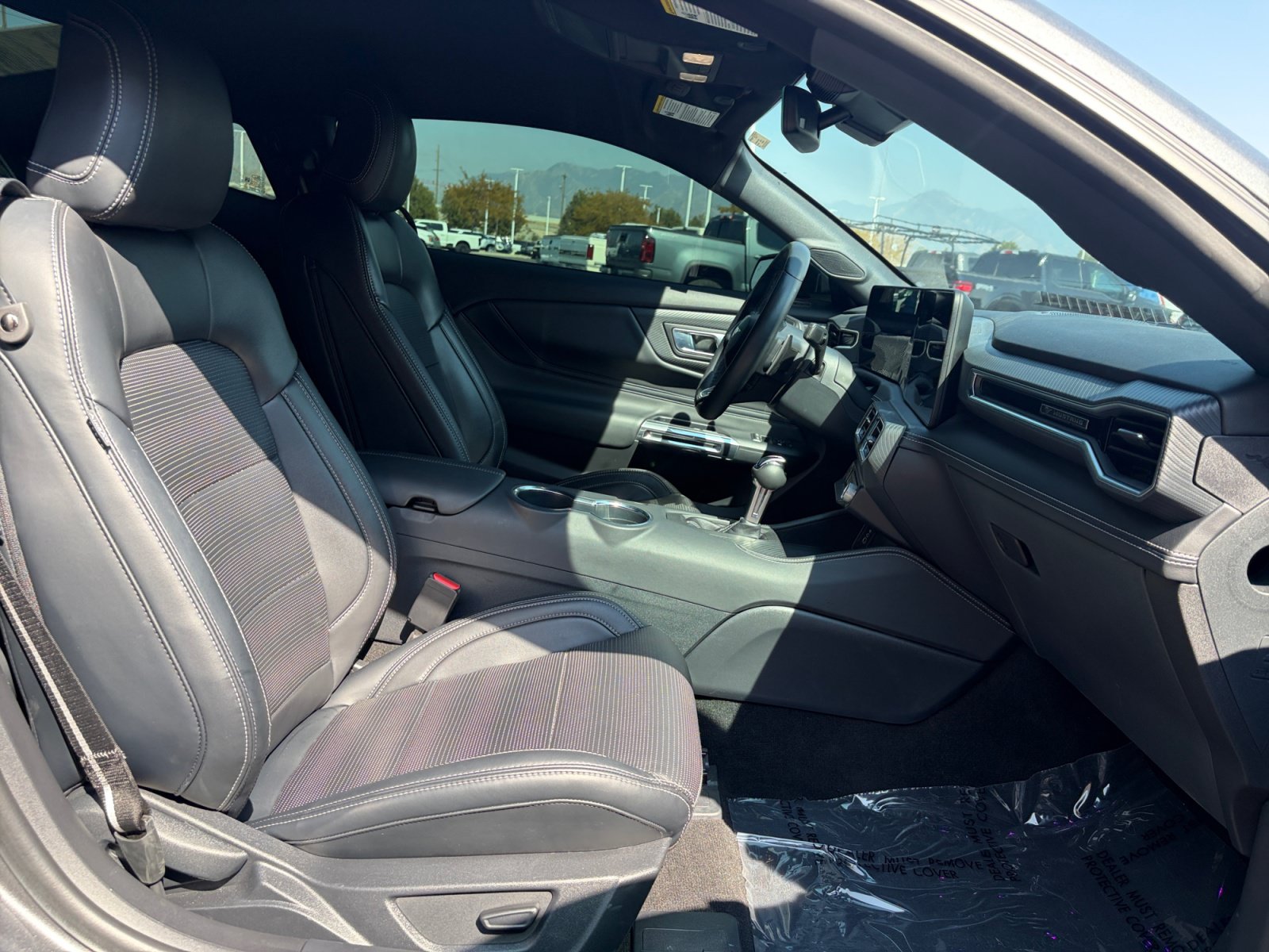 Used 2025 Ford Mustang GT Premium RWD image 28