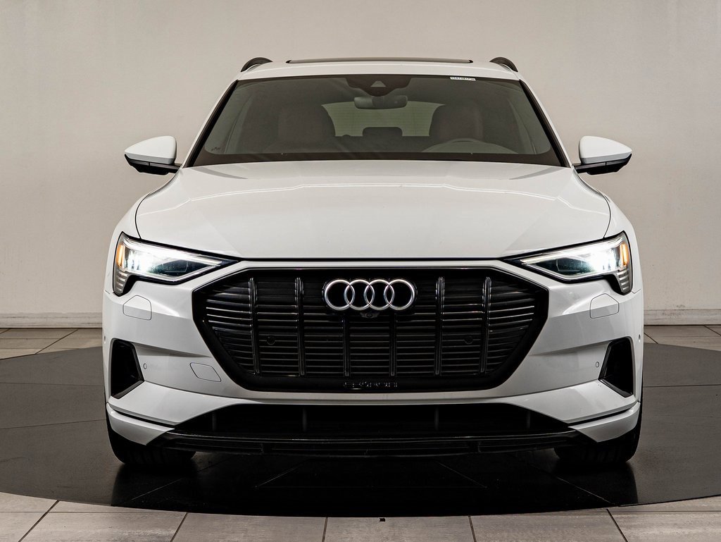 Used 2021 Audi e-tron Premium w/ Convenience Plus Package image 2