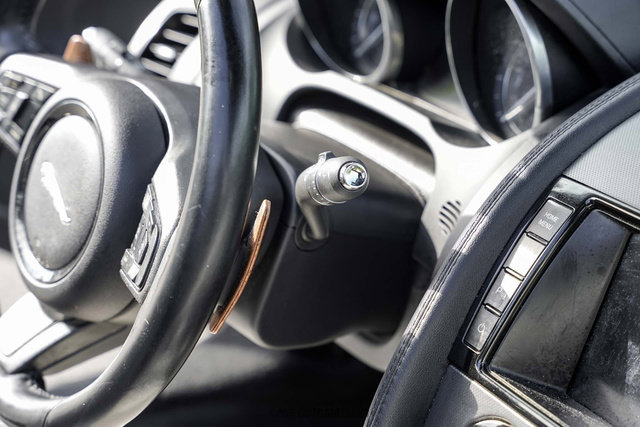 Used 2015 Jaguar F-TYPE S RWD image 48