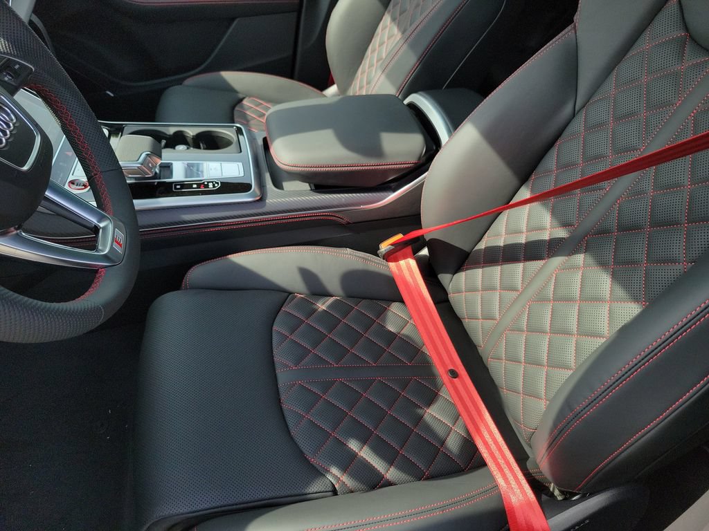 New 2026 Audi SQ7 Prestige AWD/4WD image 16