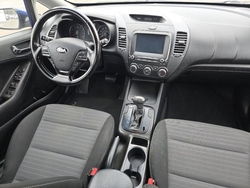 Used 2018 Kia Forte S image 22