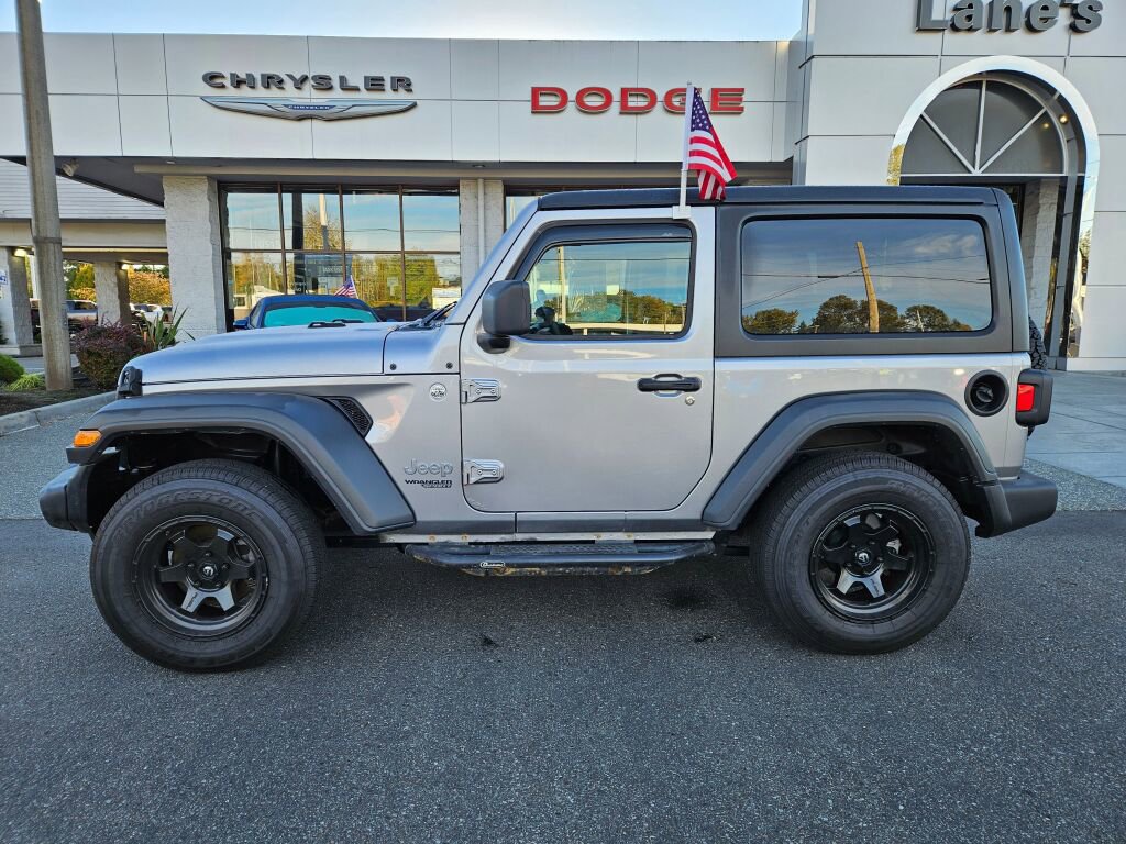 Used 2020 Jeep Wrangler Sport image 2