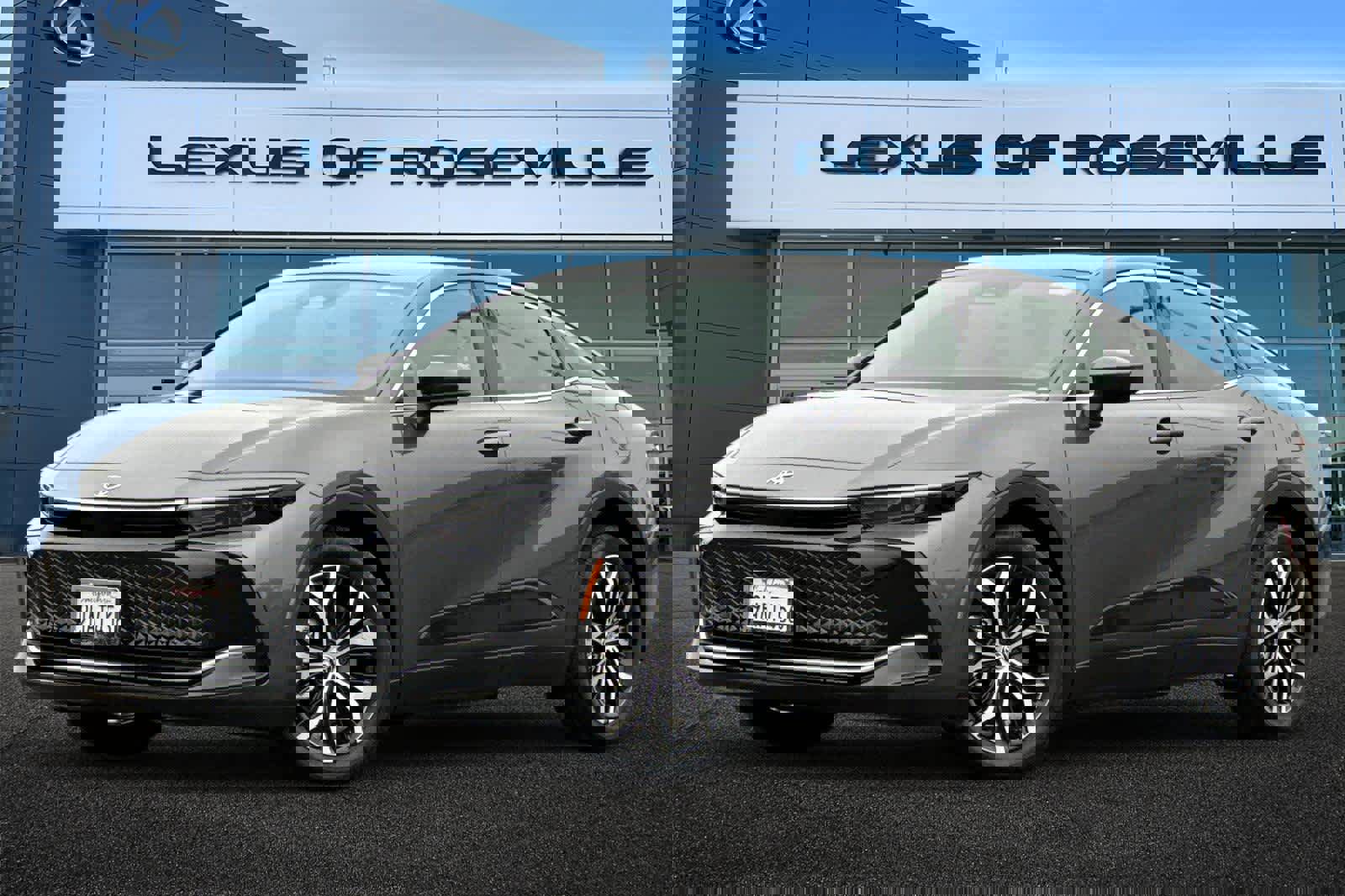 Used 2023 Toyota Crown XLE