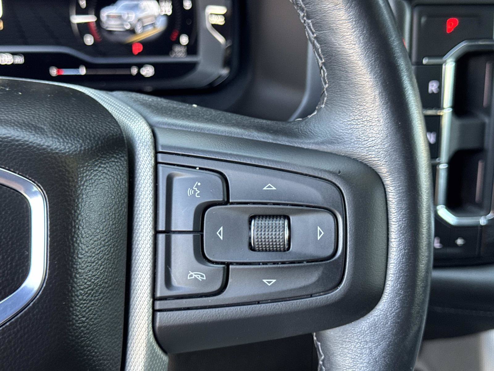 Used 2022 GMC Yukon Denali AWD/4WD image 12