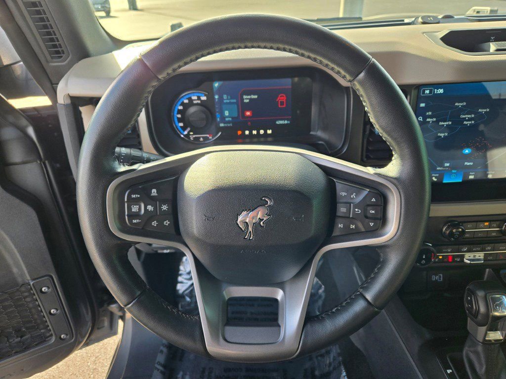 Certified 2022 Ford Bronco Wildtrak image 36