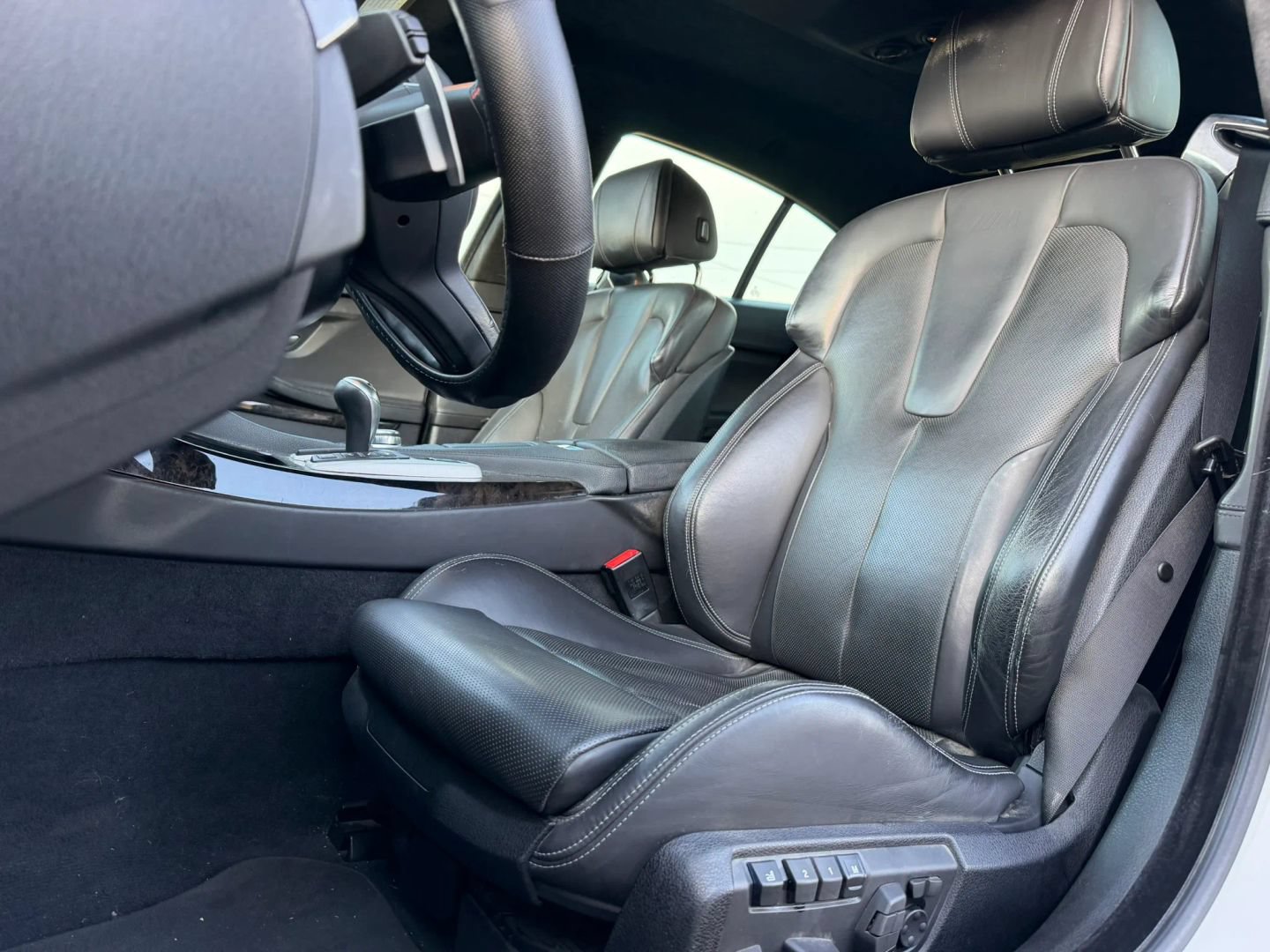 Used 2014 BMW M6 Gran Coupe RWD image 10