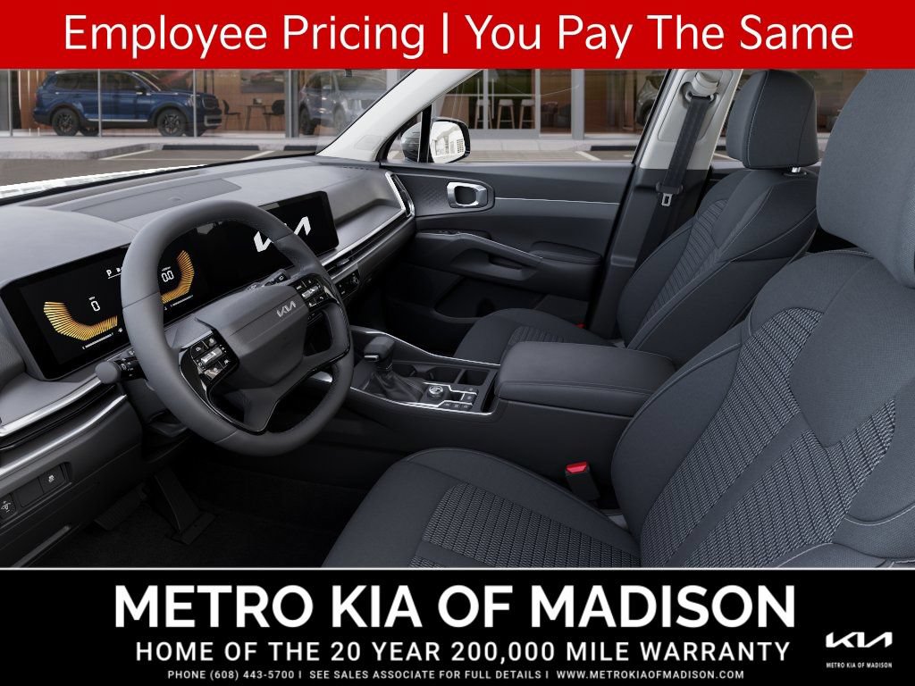 New 2026 Kia Sorento LX FWD image 17