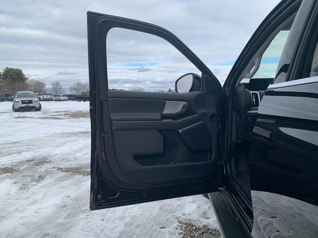 Used 2025 Ford Expedition Max Active image 24