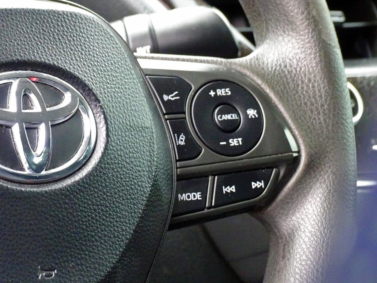 Used 2020 Toyota Corolla LE FWD image 24