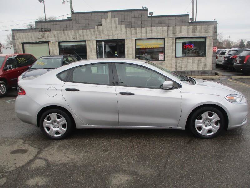 Used 2013 Dodge Dart SE w/ Value Group FWD image 2