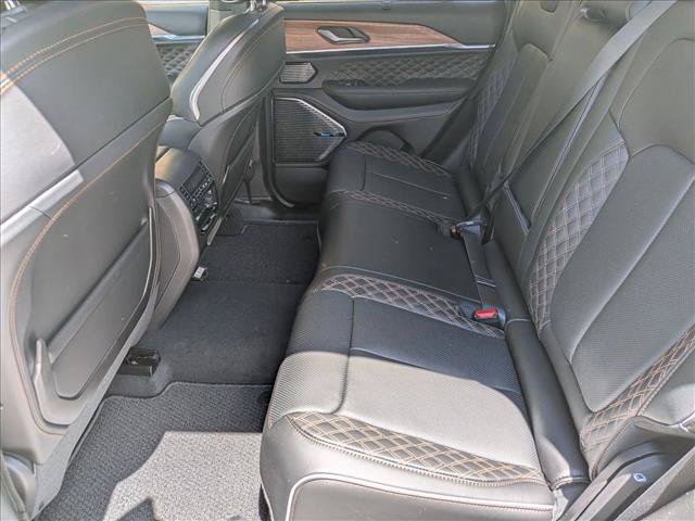 New 2026 Jeep Grand Cherokee Summit AWD/4WD image 17