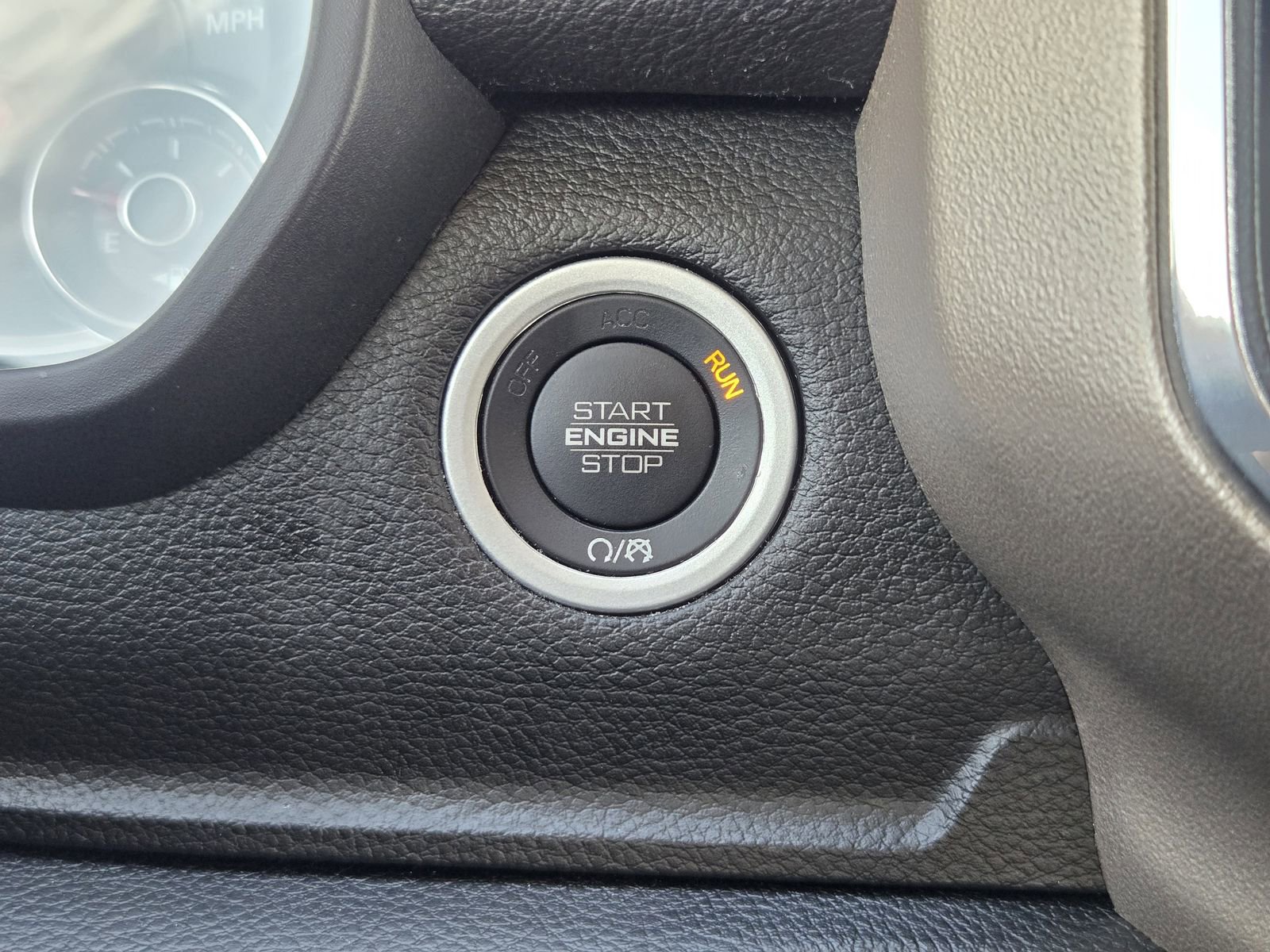 Used 2021 RAM 1500 Laramie image 24