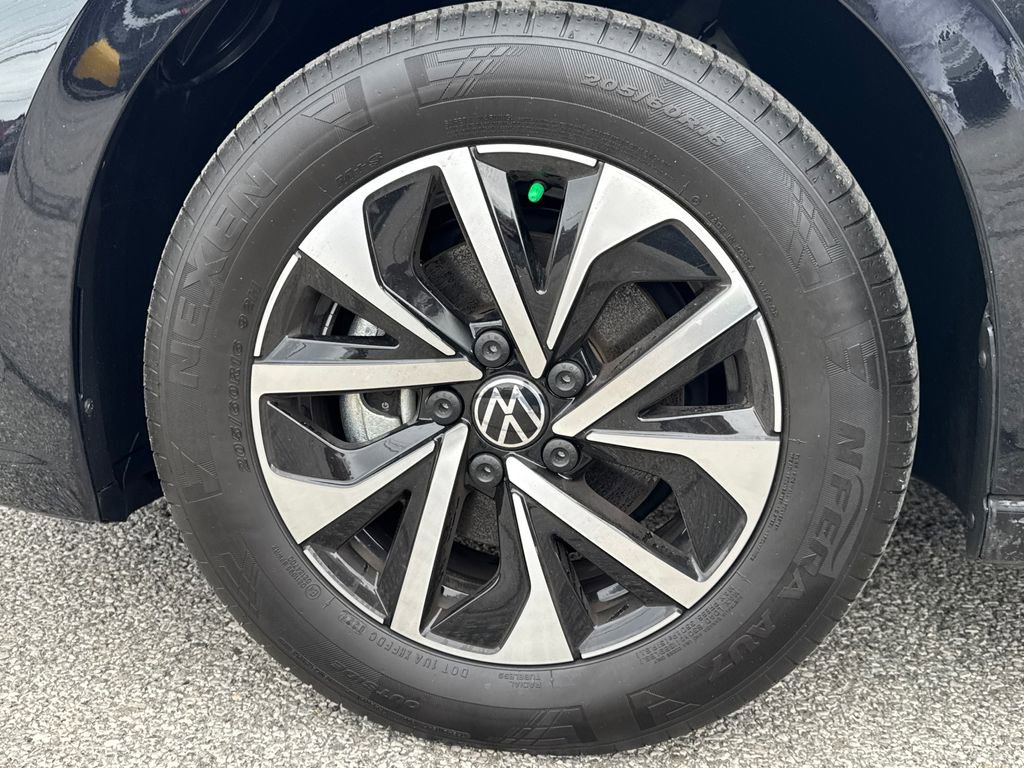 Used 2024 Volkswagen Jetta S image 25