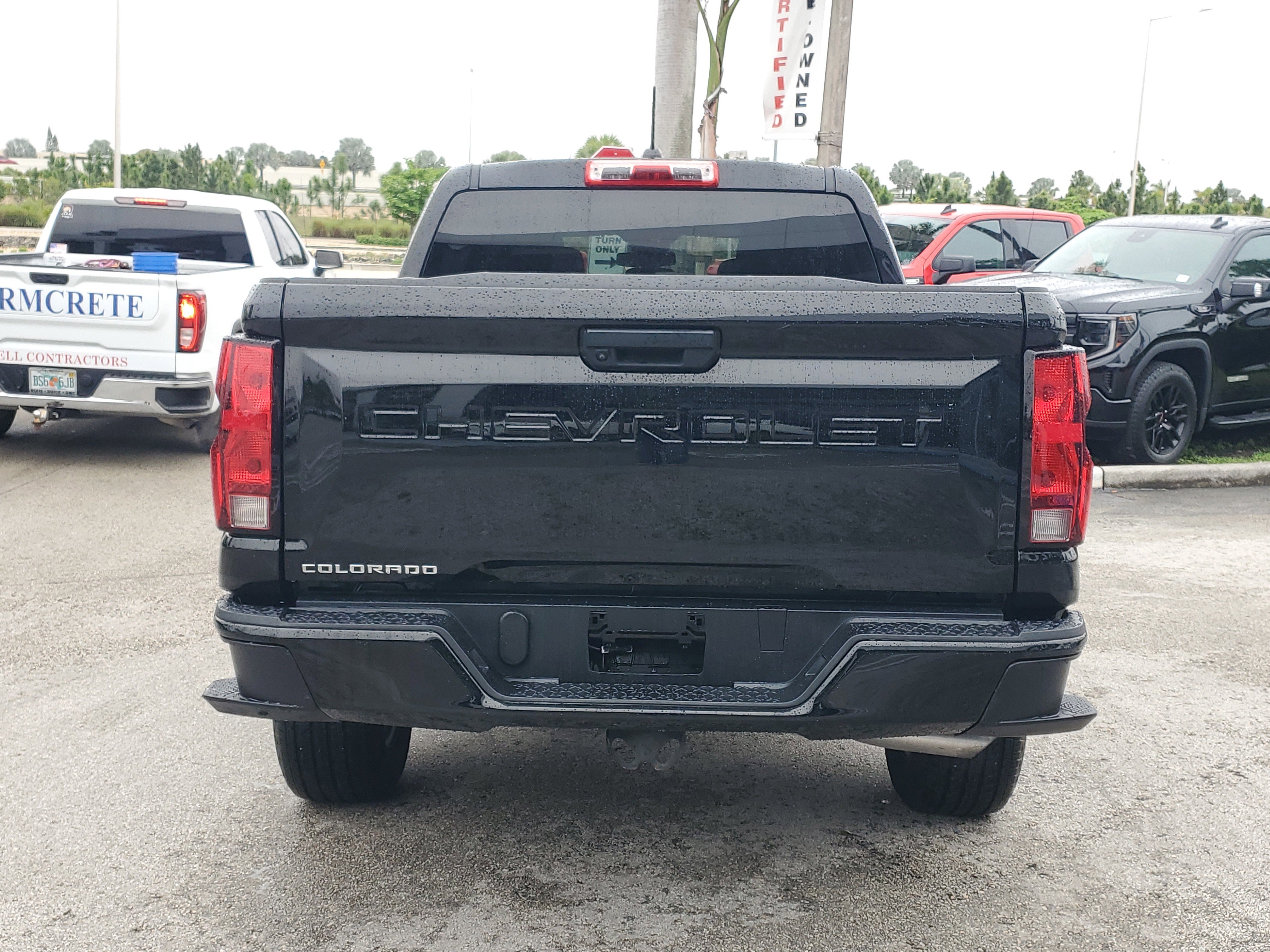 Used 2024 Chevrolet Colorado W/T image 6