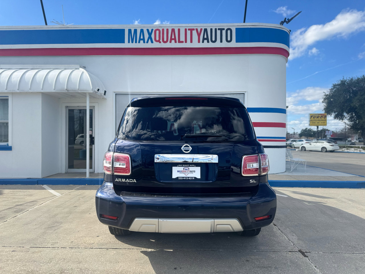 Used 2018 Nissan Armada SL image 27