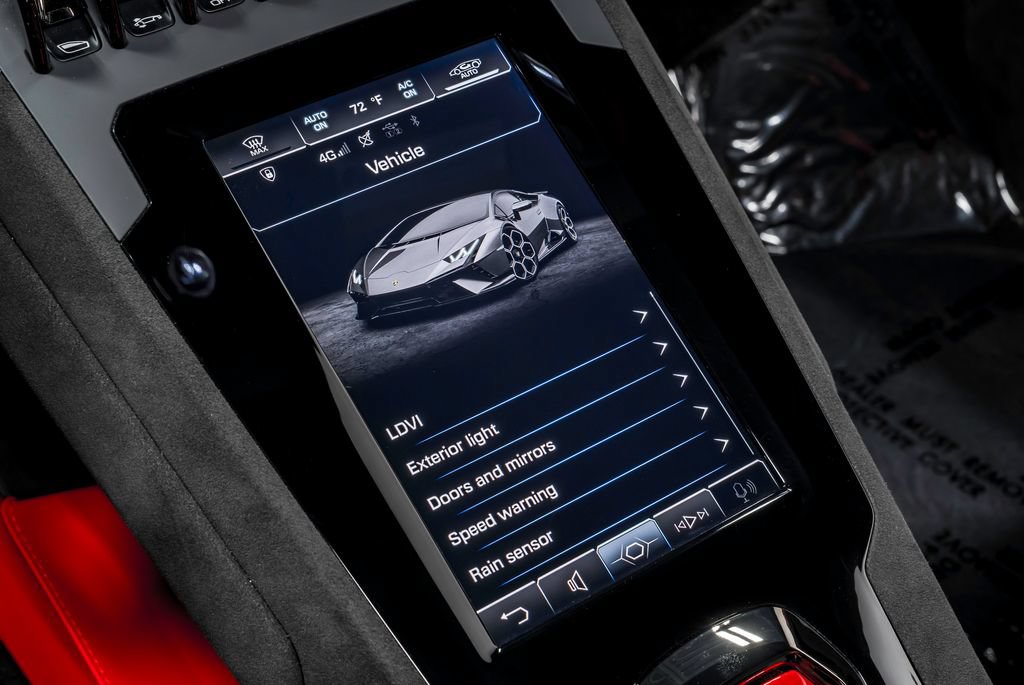 Used 2023 Lamborghini Huracan Tecnica RWD image 26