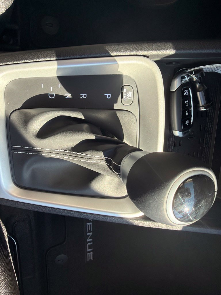 New 2026 Hyundai Venue SEL FWD image 28