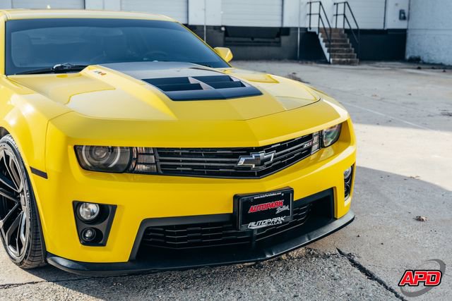 Used 2013 Chevrolet Camaro ZL1 image 13