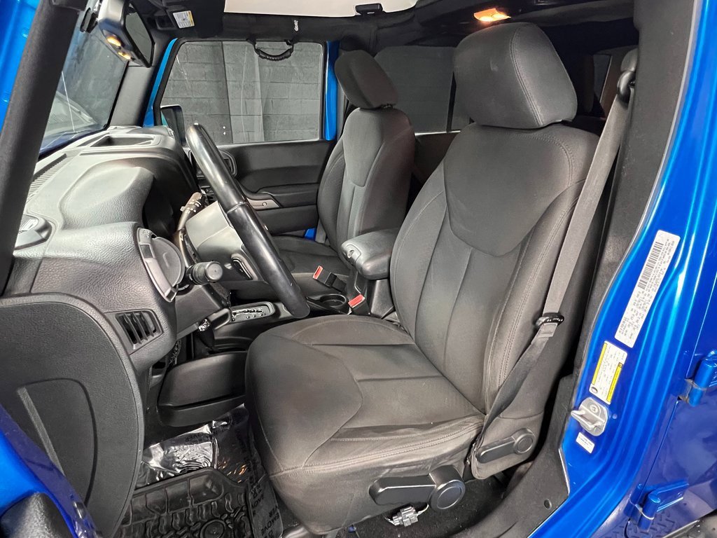 Used 2016 Jeep Wrangler Unlimited Sport image 3