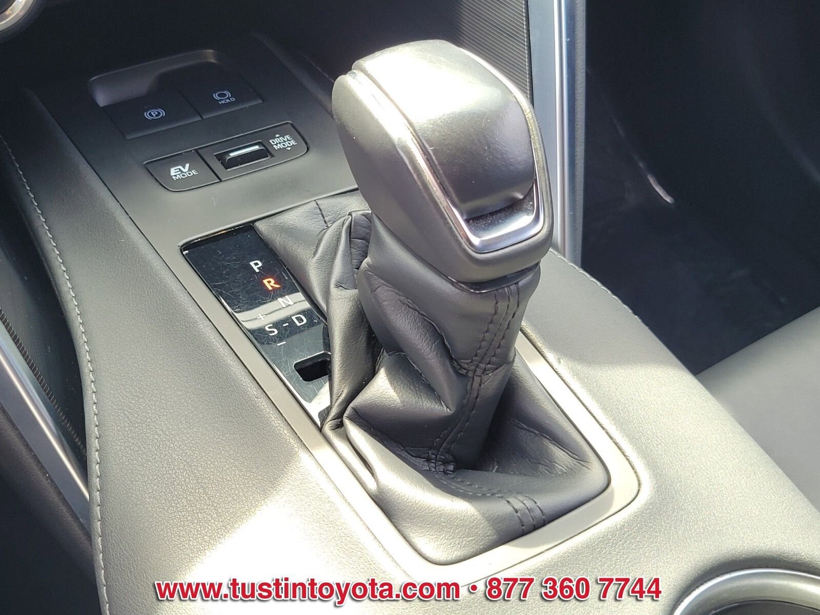 Certified 2023 Toyota Venza Nightshade AWD/4WD image 24