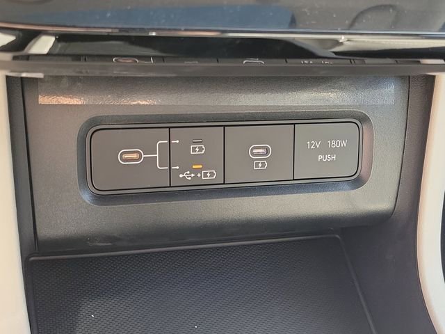 New 2026 Hyundai Tucson Limited image 12