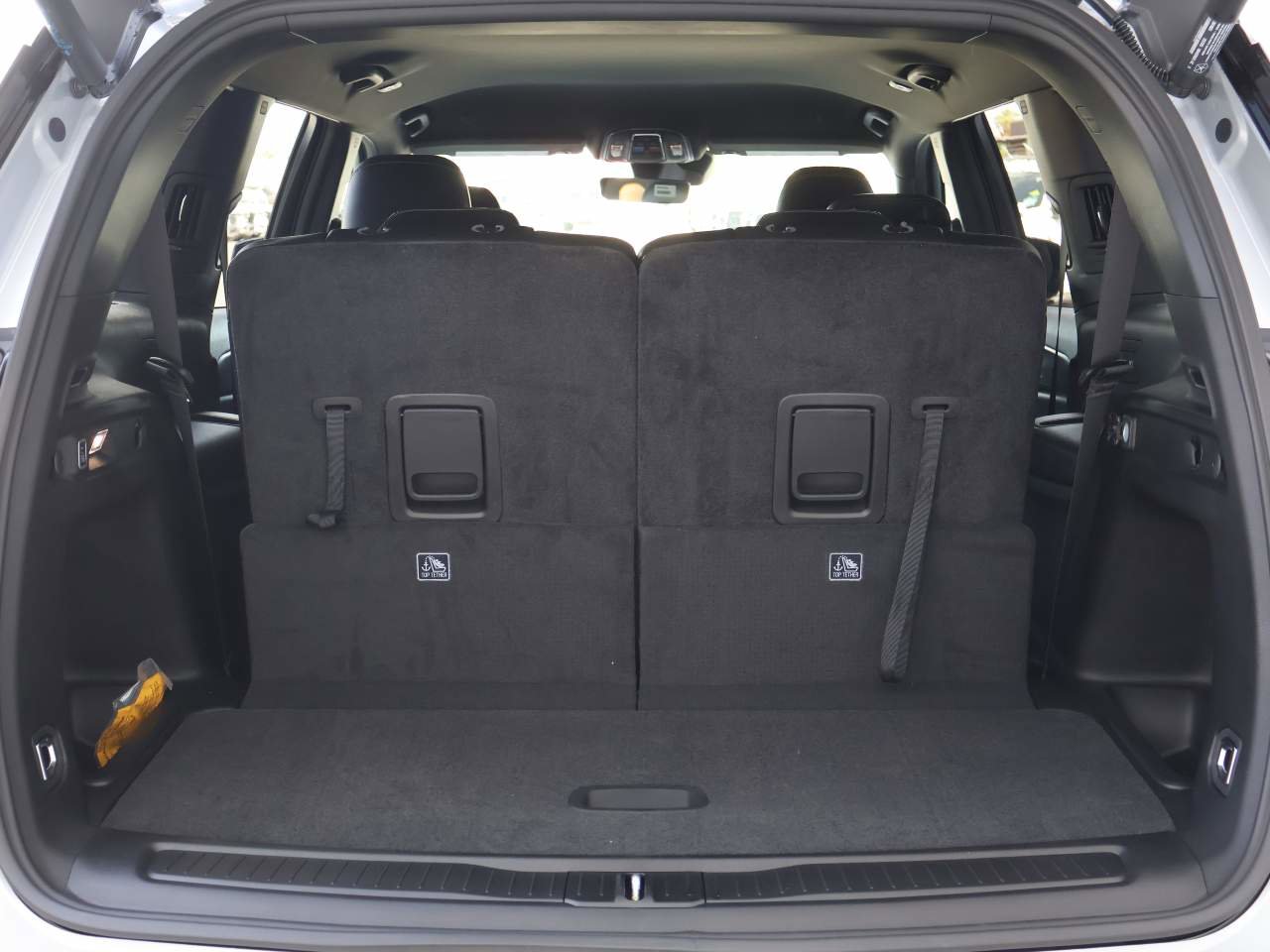 New 2025 Jeep Grand Cherokee L Laredo image 12