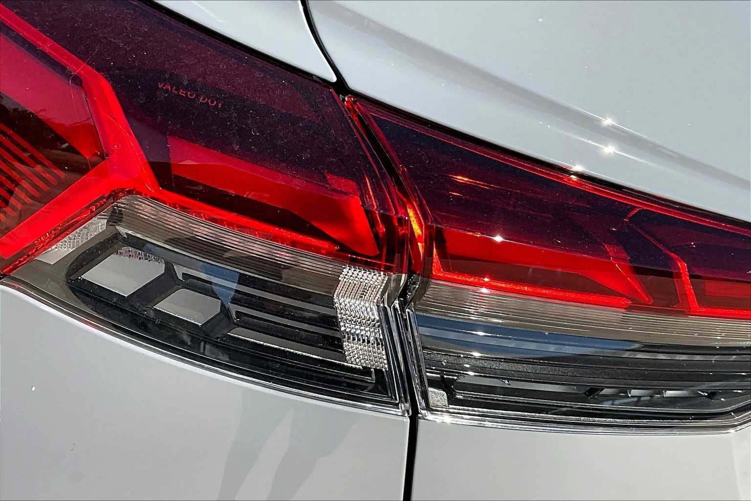 New 2026 Audi Q4 e-tron Premium image 14