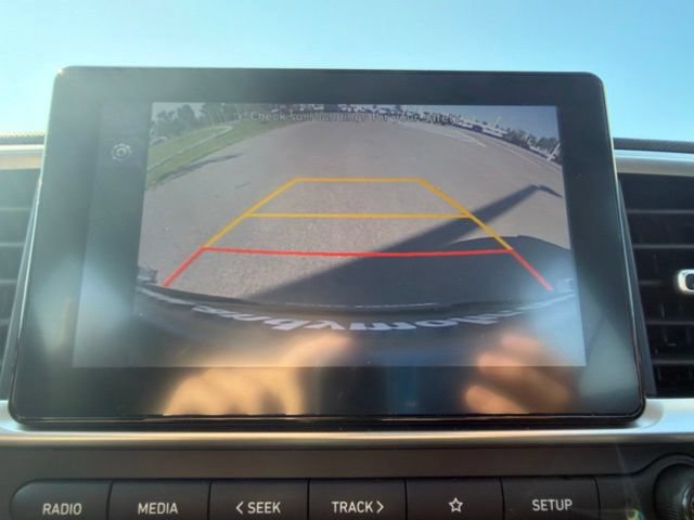 Used 2025 Hyundai Venue FWD image 25