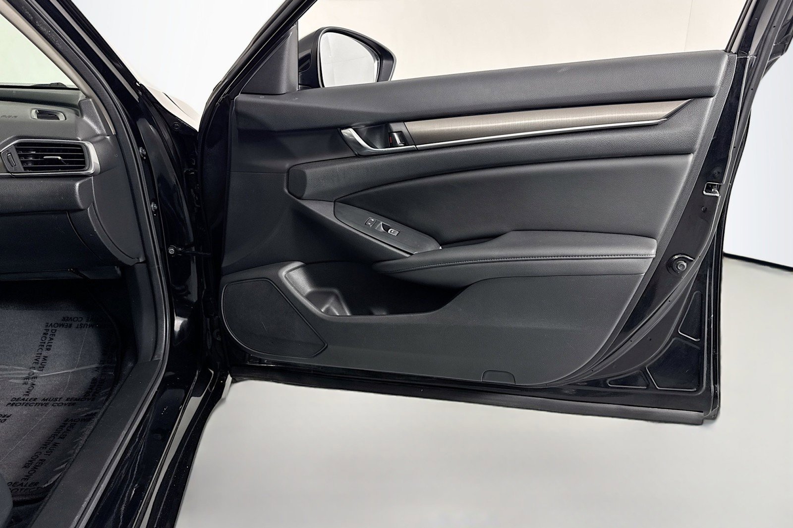 Used 2019 Honda Accord LX image 22