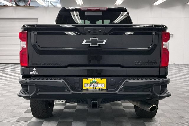 Used 2024 Chevrolet Silverado 2500 High Country w/ High Country Premium Package AWD/4WD image 5