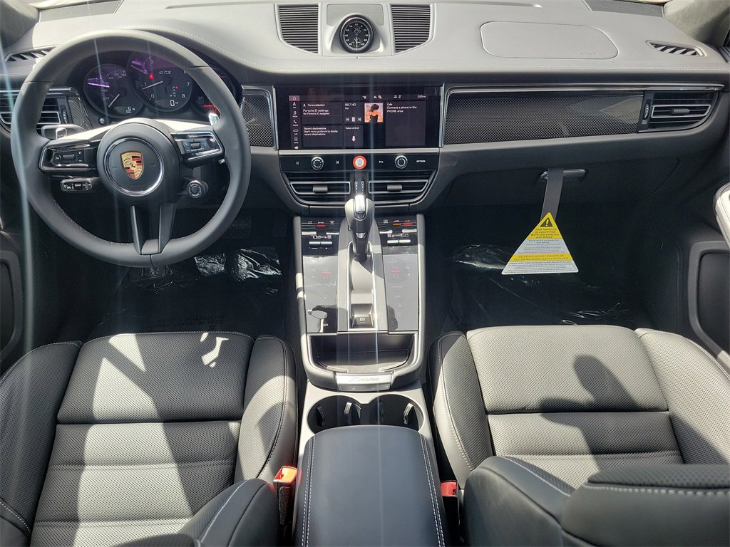 New 2026 Porsche Macan GTS image 19