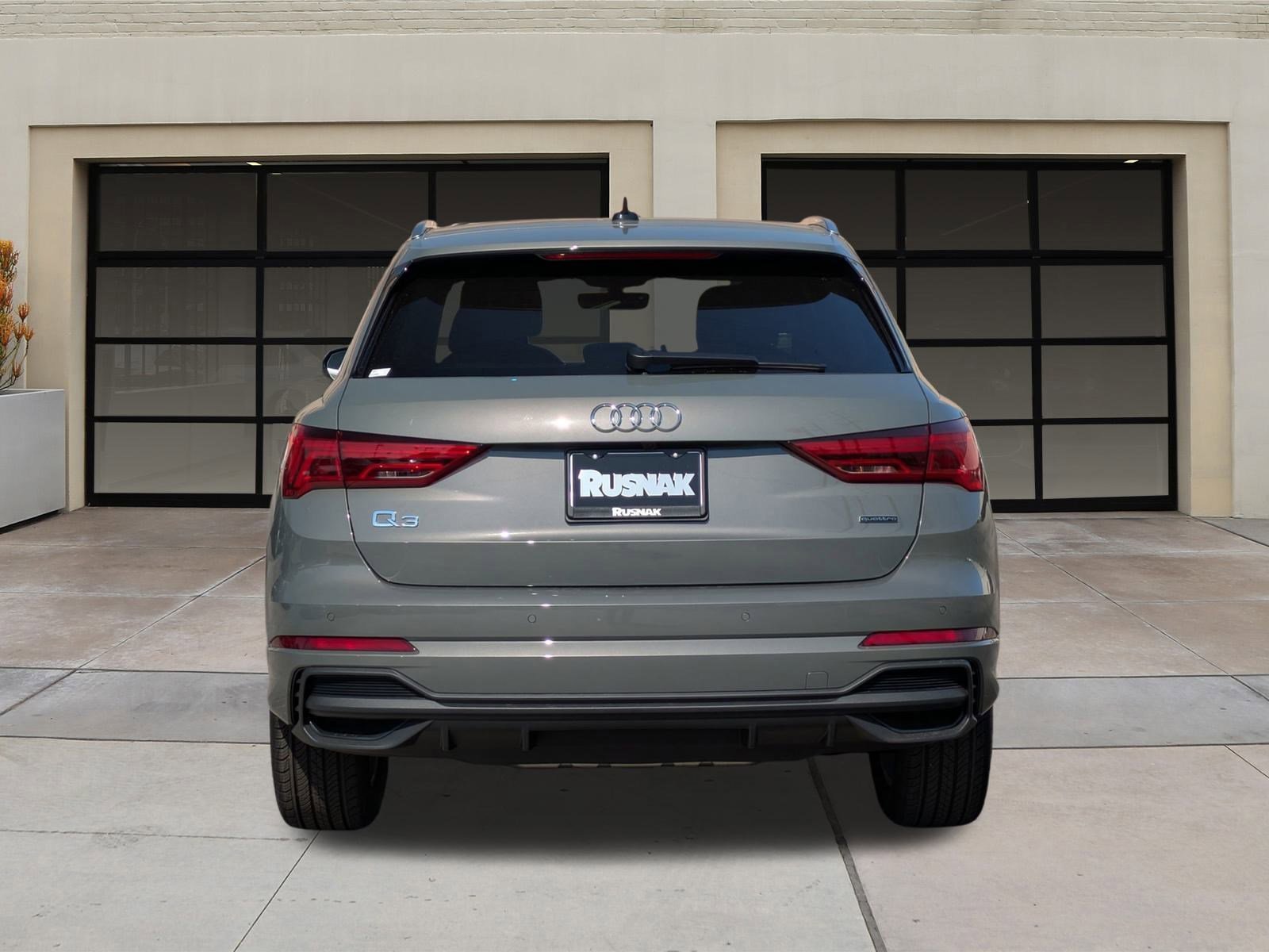 New 2025 Audi Q3 2.0T Premium image 4