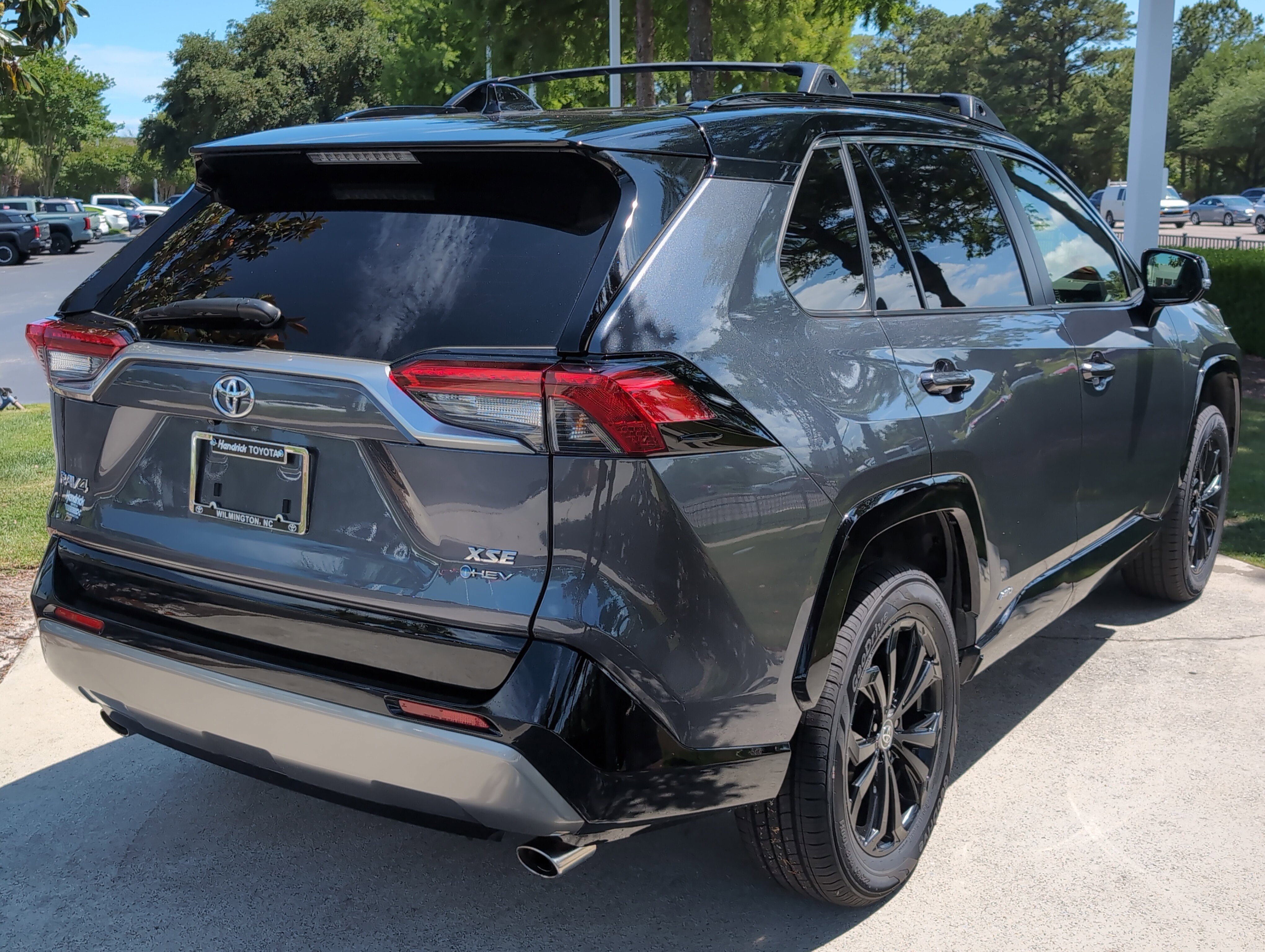 Certified 2025 Toyota RAV4 XSE AWD/4WD image 10