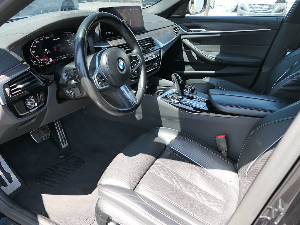 Used 2023 BMW M550i xDrive w/ Executive Package AWD/4WD image 11