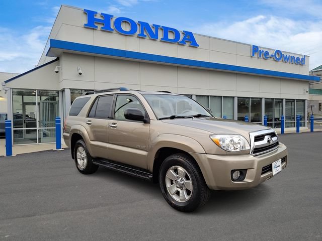Used 2007 Toyota 4Runner SR5 AWD/4WD image 3