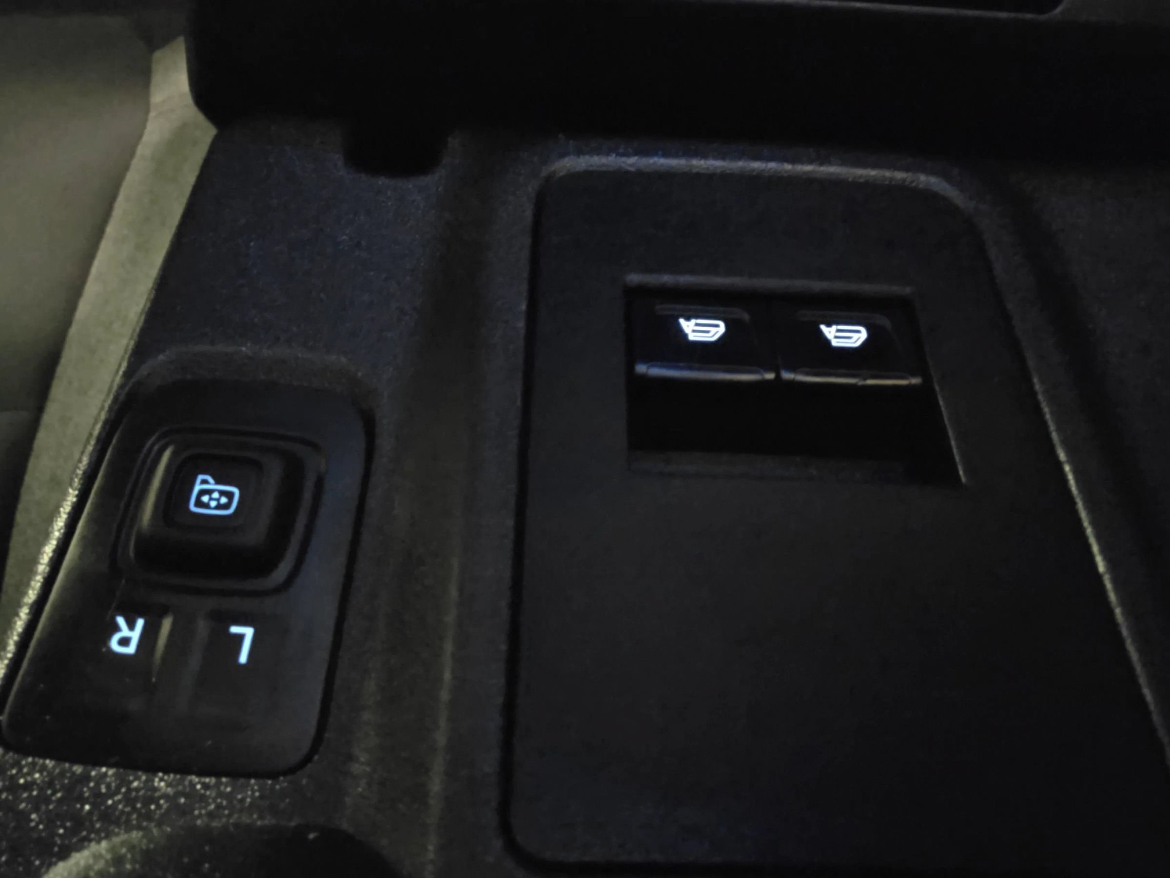 Used 2021 Ford Bronco 2-Door AWD/4WD image 23