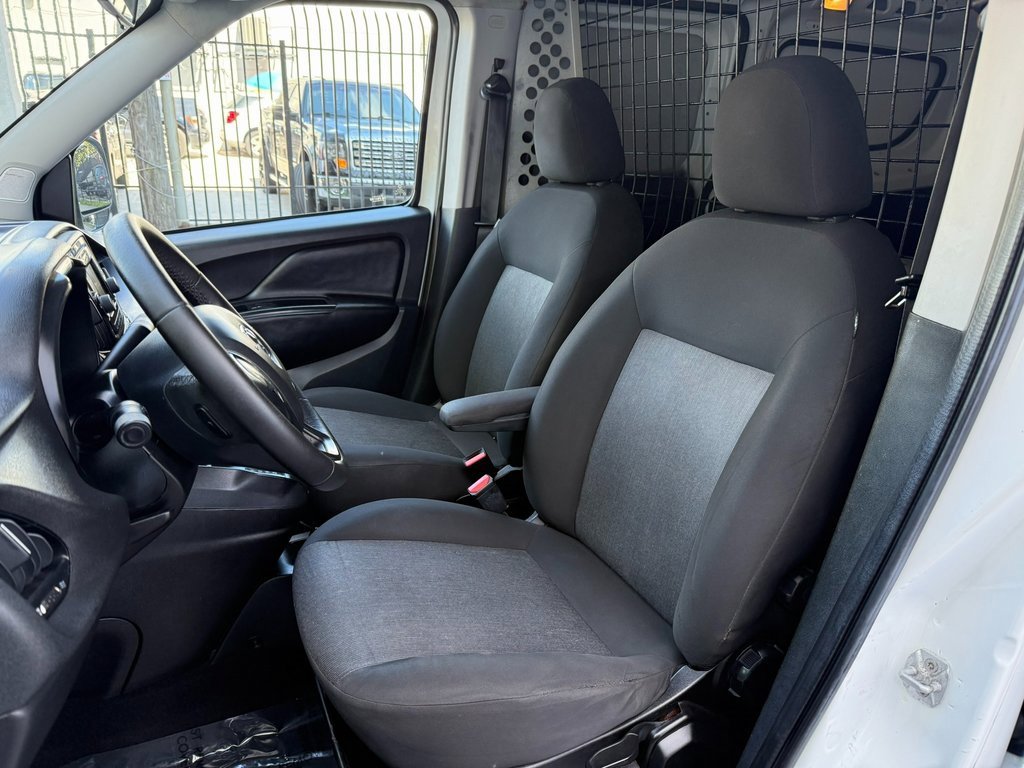 Used 2016 RAM ProMaster City Tradesman SLT w/ Rear Back-up Camera Group image 12