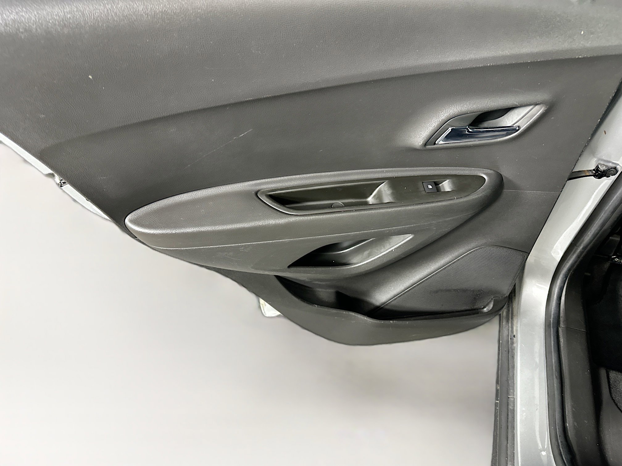 Used 2019 Chevrolet Trax LT w/ LT Convenience Package image 23