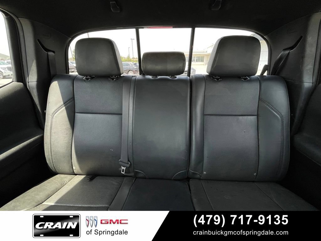 Used 2018 Toyota Tacoma TRD Sport w/ TRD Premium Sport Package AWD/4WD image 25